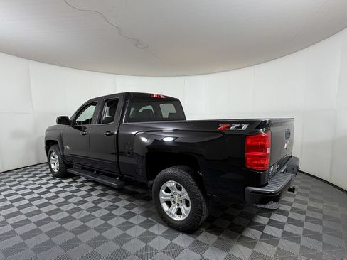 Used 2018 Chevrolet Silverado 1500 LT w/ Texas Edition AWD/4WD image 3