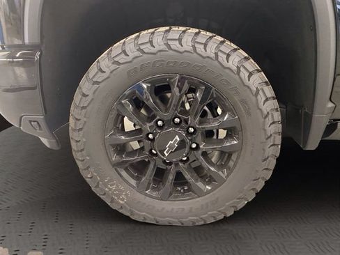 New 2026 Chevrolet Silverado 2500 High Country w/ Midnight Edition AWD/4WD image 10
