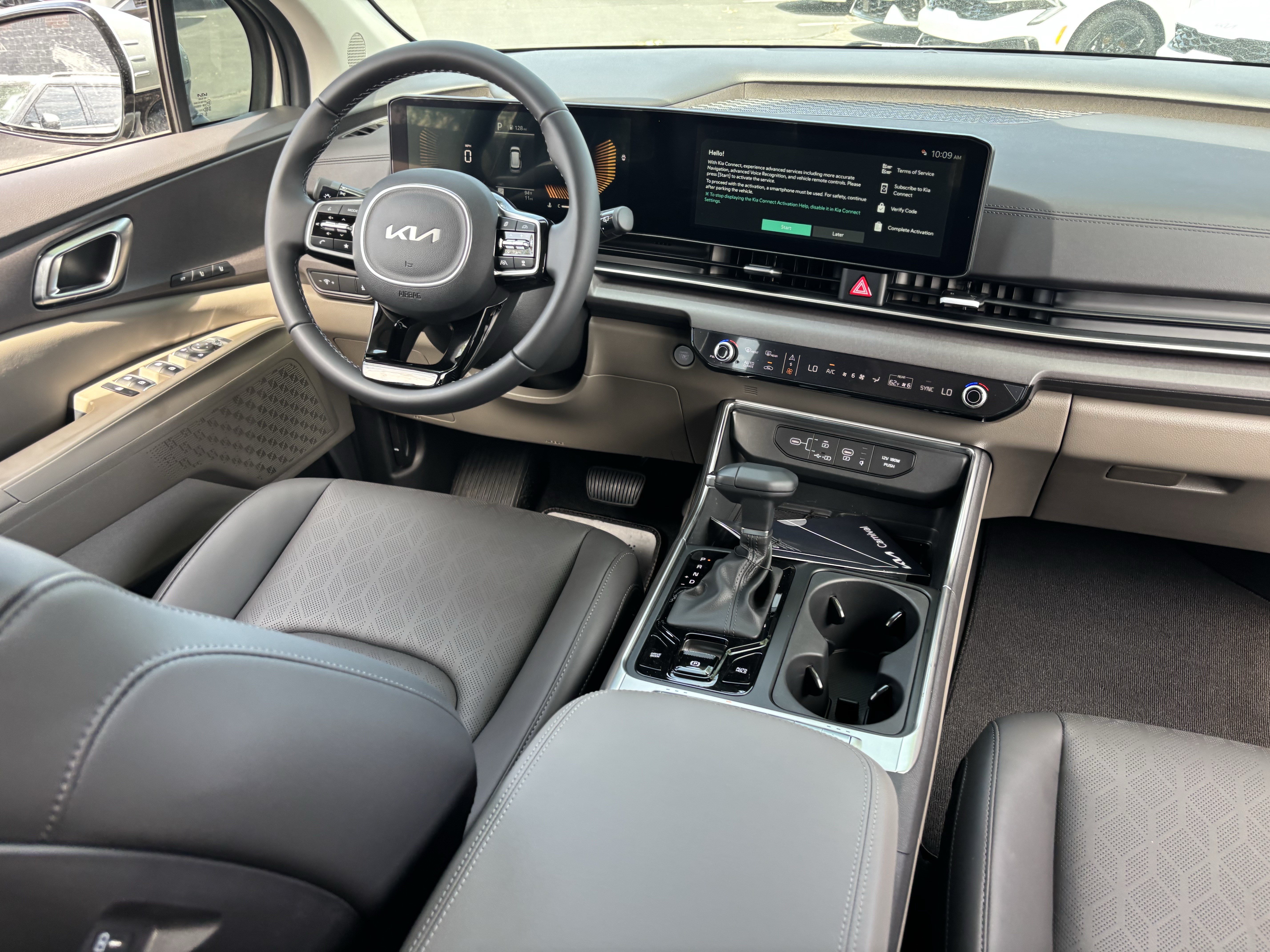 New 2026 Kia Carnival EX FWD image 12