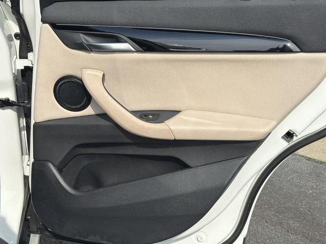 Used 2019 BMW X1 sDrive28i FWD image 16