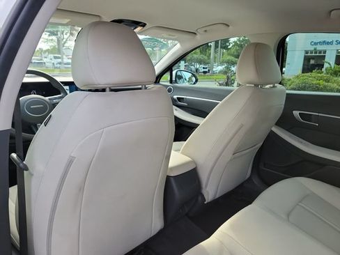 Used 2025 Hyundai Sonata SEL FWD image 11