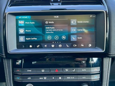 Used 2017 Jaguar F-PACE S image 25