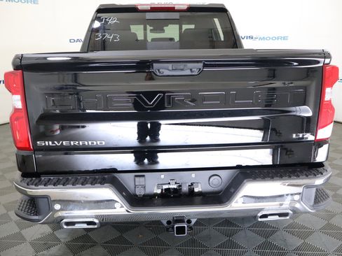 New 2026 Chevrolet Silverado 1500 LTZ w/ LTZ Convenience Package II AWD/4WD image 8