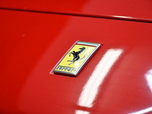 Used 2014 Ferrari California RWD image 2