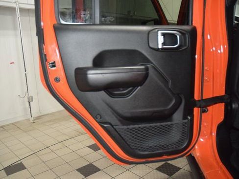 Used 2020 Jeep Gladiator Rubicon w/ LED Lighting Group image 33