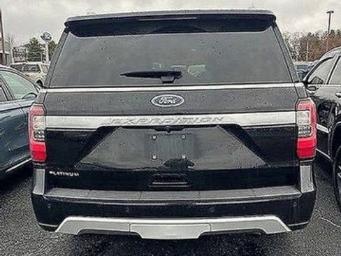 Certified 2021 Ford Expedition Platinum image 4