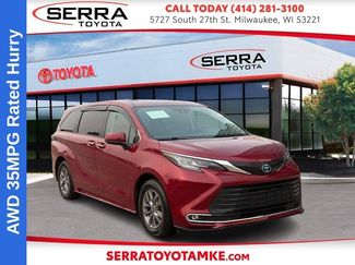 Used 2023 Toyota Sienna XLE AWD/4WD video 1