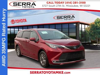 Used 2023 Toyota Sienna XLE