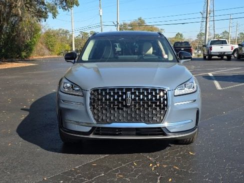 Used 2025 Lincoln Corsair Reserve w/ Equipment Group 202A image 11