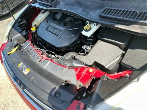 Used 2013 Ford Escape Titanium FWD image 9