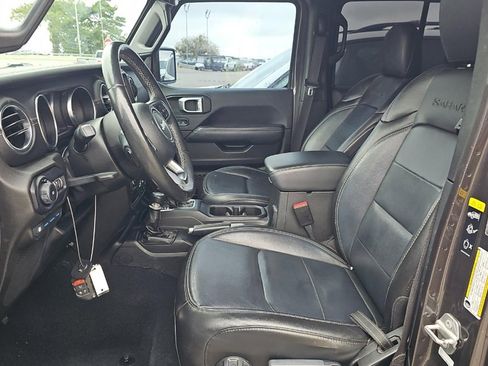 Used 2022 Jeep Wrangler Unlimited Sahara w/ Cold Weather Group image 6