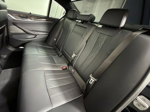 Certified 2023 BMW M550i xDrive w/ Executive Package image 30