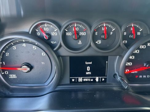 Used 2020 Chevrolet Silverado 2500 Custom w/ Custom Convenience Package AWD/4WD image 11