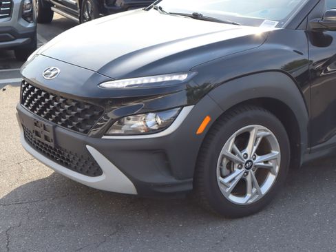 Used 2022 Hyundai Kona SEL w/ Convenience Package FWD image 18