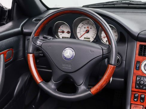 Used 2003 Mercedes-Benz SLK 320 image 23