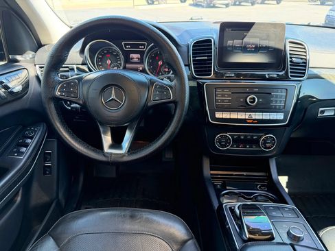 Used 2017 Mercedes-Benz GLS 550 4MATIC image 23