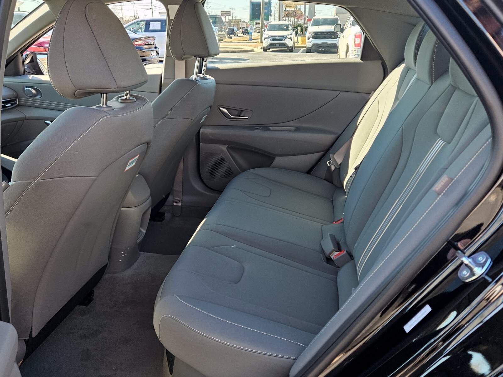 New 2026 Hyundai Elantra SEL FWD image 6