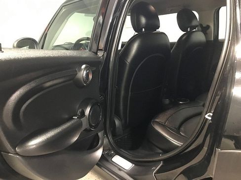 Used 2015 MINI Cooper 4-Door Hardtop FWD image 15