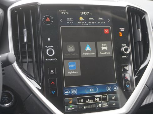 Used 2025 Subaru Ascent Premium image 21