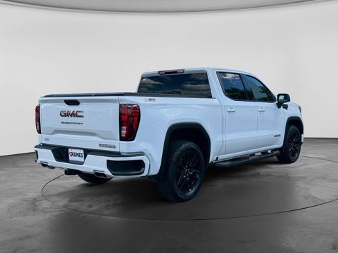 Used 2023 GMC Sierra 1500 Elevation w/ X31 Off-Road Package AWD/4WD image 9