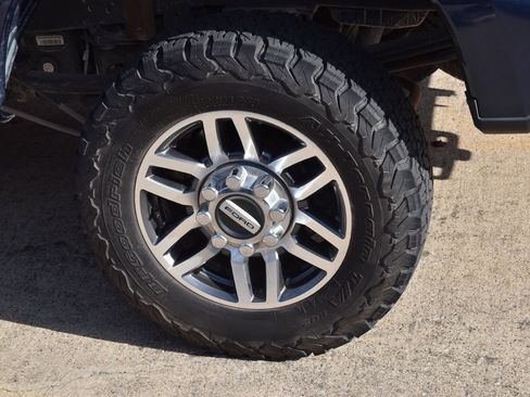 Used 2019 Ford F250 Lariat w/ Tow Technology Bundle image 12