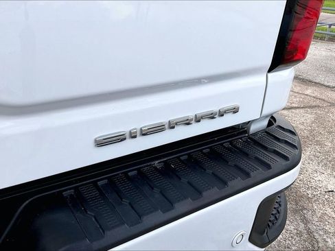 Used 2025 GMC Sierra 2500 Denali w/ Denali Reserve Package AWD/4WD image 27