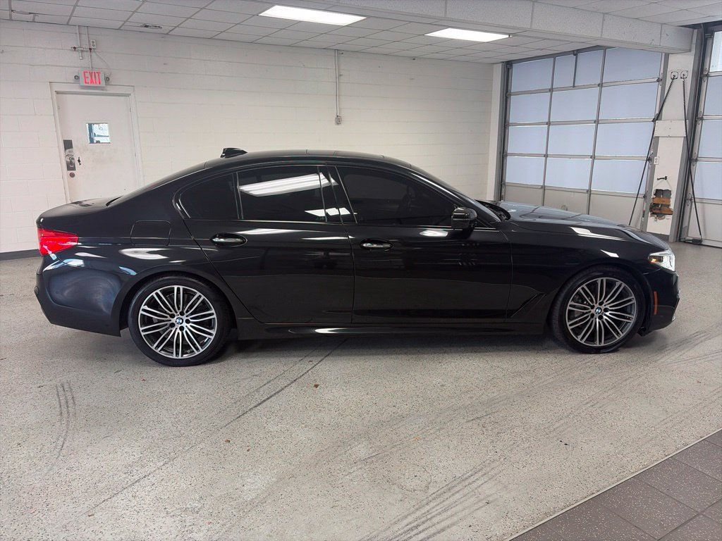 Used 2017 BMW 540i xDrive AWD/4WD image 4