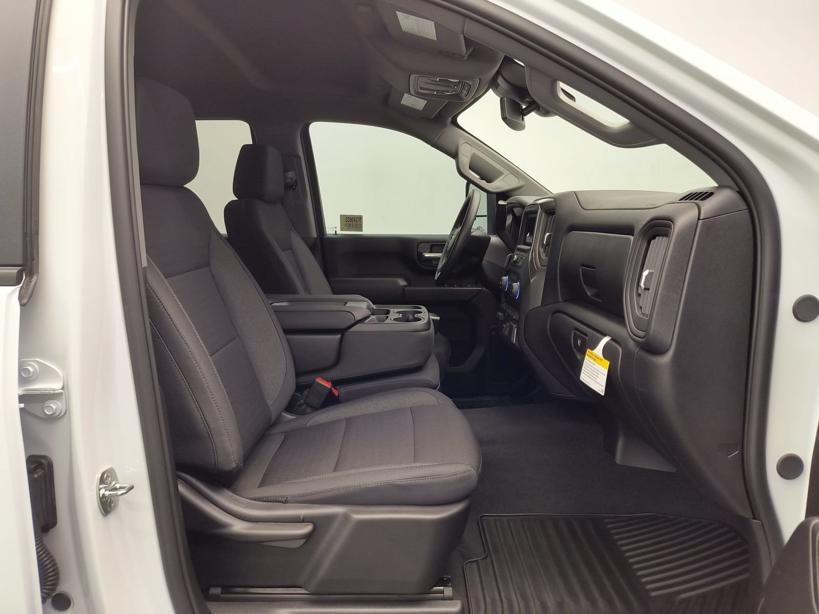 New 2026 Chevrolet Silverado 2500 Custom w/ Custom Value Package AWD/4WD image 28