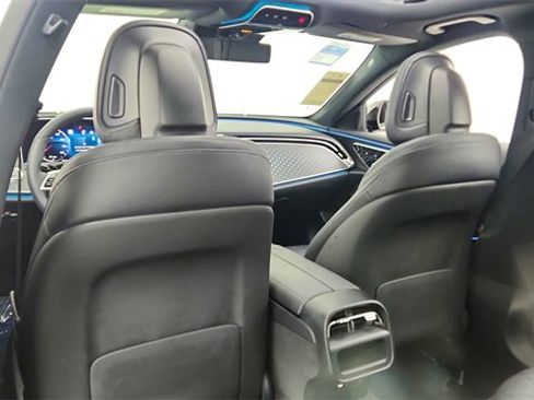 Used 2024 Mercedes-Benz E 450 4MATIC Sedan w/ Airmatic Package image 33