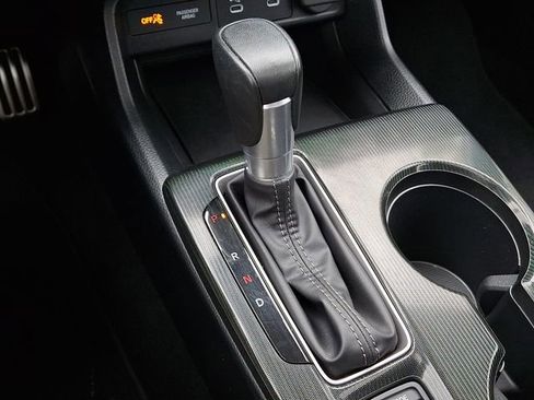 Certified 2025 Honda Civic Sport image 15