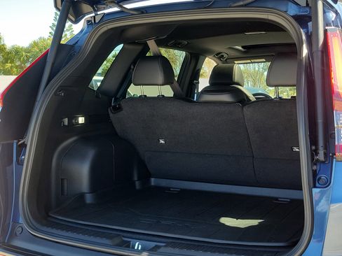 Used 2025 Honda CR-V Sport-L image 11