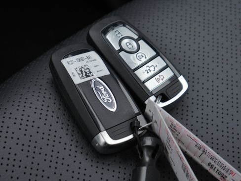 New 2026 Ford F350 Lariat w/ Lariat Ultimate Package image 43