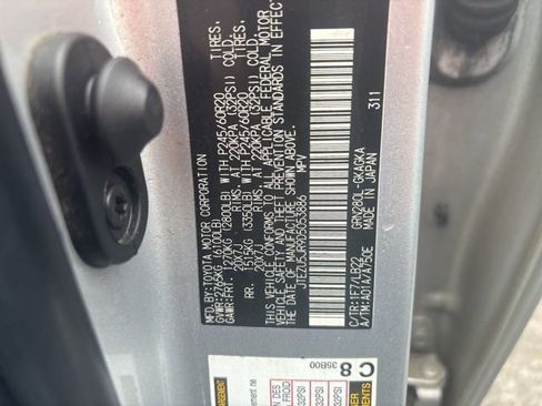 Used 2013 Toyota 4Runner Limited image 9