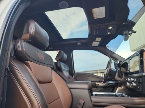 Used 2024 Ford F250 King Ranch w/ Chrome Package image 25
