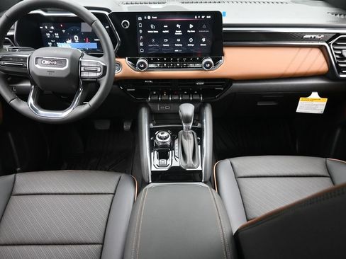 New 2026 GMC Canyon AT4 w/ Technology Plus Package AWD/4WD image 15