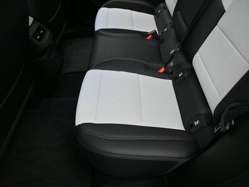 Used 2025 Chevrolet Equinox EV LT w/ Active Safety Package 3 FWD image 22