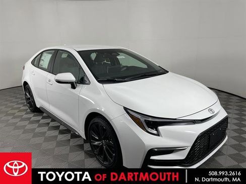 New 2026 Toyota Corolla SE image 1