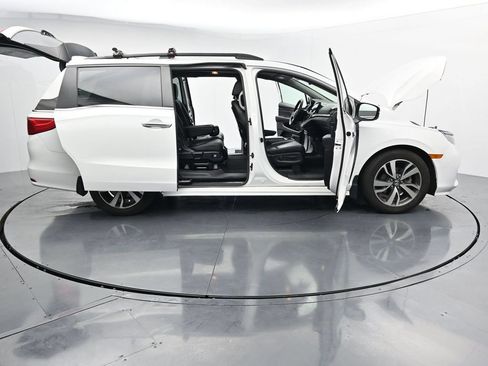 Used 2023 Honda Odyssey Touring image 27