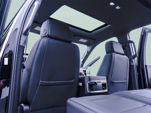 Used 2025 GMC Sierra 2500 Denali w/ Denali Reserve Package image 32