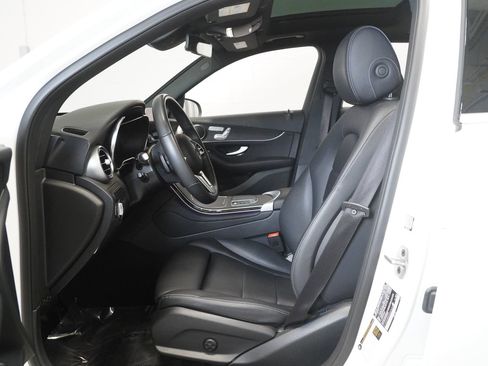 Certified 2022 Mercedes-Benz GLC 300 4MATIC image 11