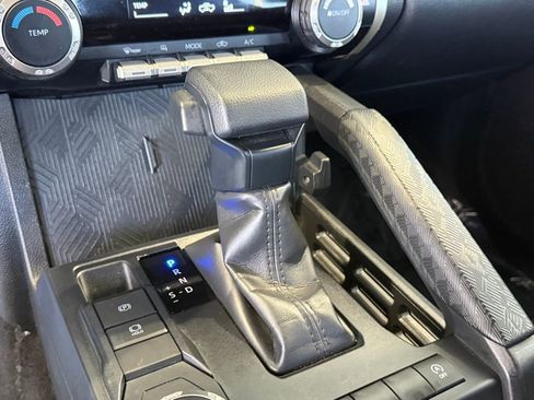 Used 2024 Toyota Tacoma SR5 image 23