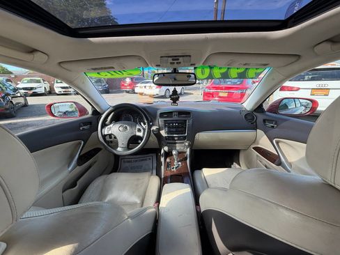 Used 2013 Lexus IS 250 w/ Premium Pkg Value Edition RWD image 22