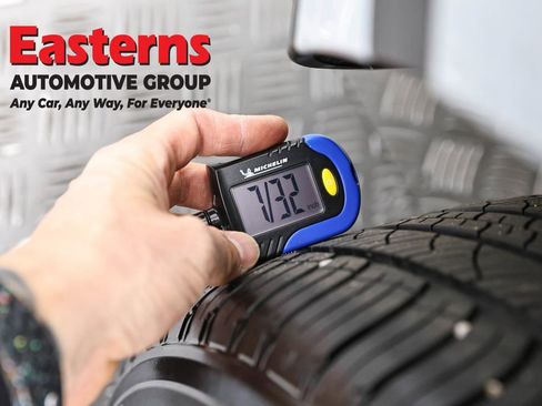 Used 2024 Land Rover Range Rover Evoque S image 29