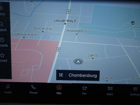 Used 2021 Lincoln Nautilus Reserve image 17