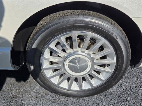 Used 2005 Ford Thunderbird 50th Anniversary image 14