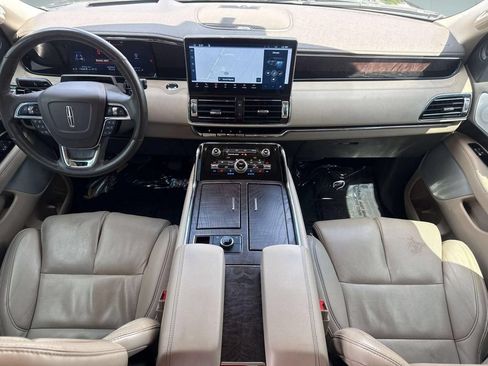 Certified 2022 Lincoln Navigator Reserve AWD/4WD image 29