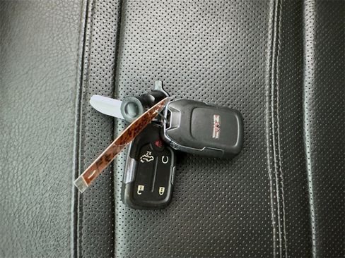 Used 2020 GMC Sierra 3500 Denali w/ Denali Ultimate Package image 36