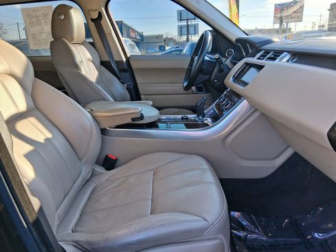 Used 2015 Land Rover Range Rover Sport HSE image 24