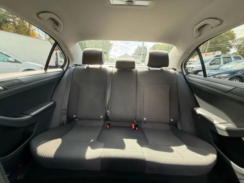 Used 2014 Volkswagen Jetta S image 26