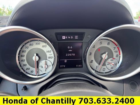 Used 2013 Mercedes-Benz SLK 250 image 9